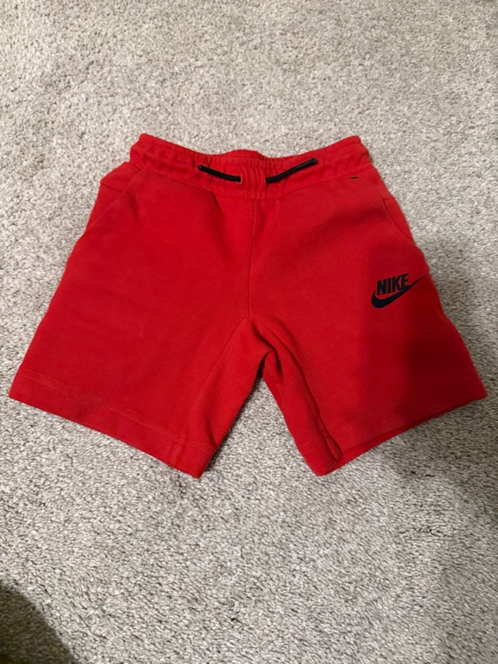 Nike Kids Tech Fleece Shorts Red Sz 4 Great Condition